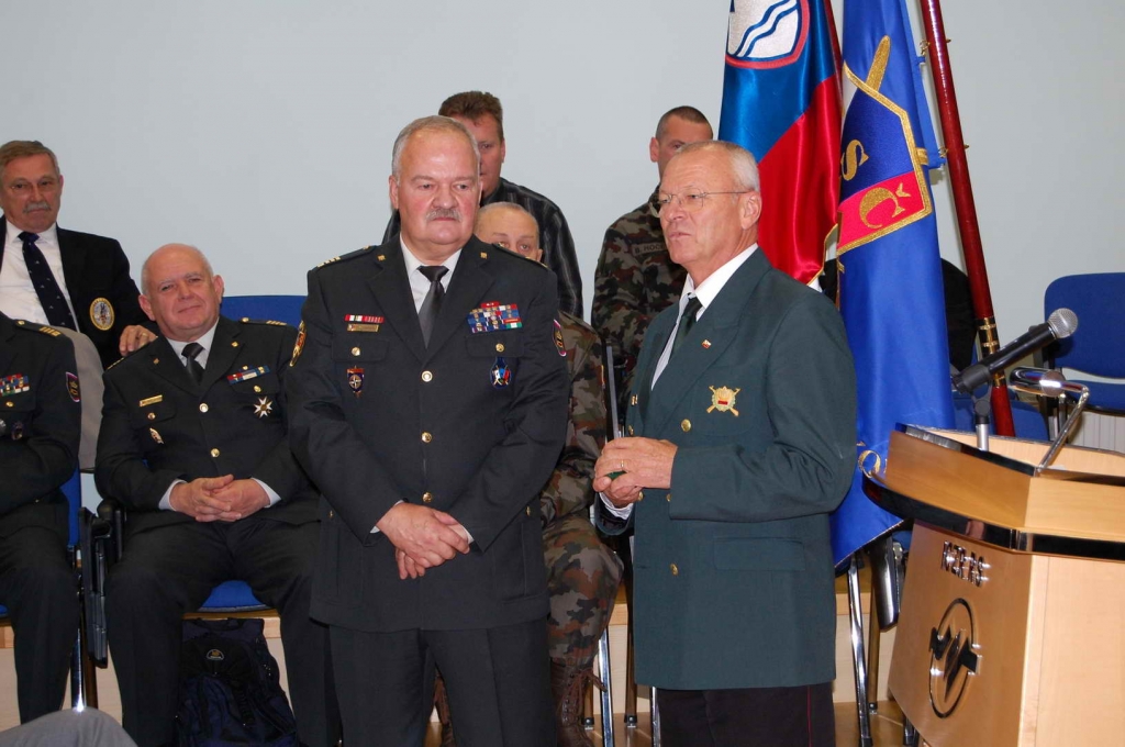 IG 2010_19